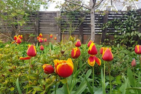 Photo of property in 2/5 Chokebore Place, Sockburn, Christchurch, 8042