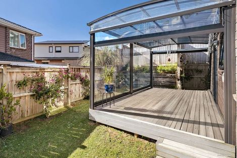 Photo of property in 25 Kereru Rise, Papakura, 2110