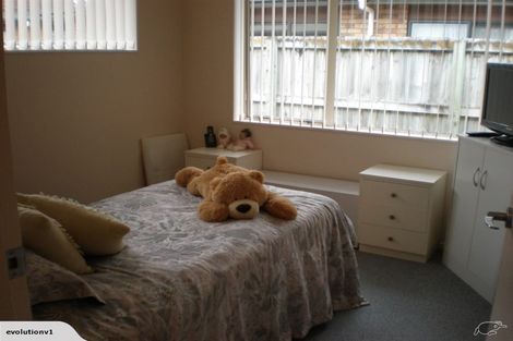 Photo of property in Rangeview Villas, 16/9 Fuller Close, Levin, 5510