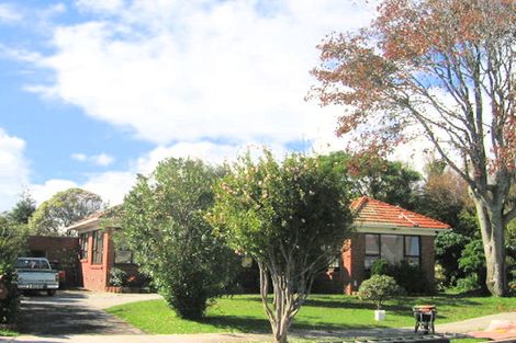 Photo of property in 30 Oakland Avenue, Papatoetoe, Auckland, 2025