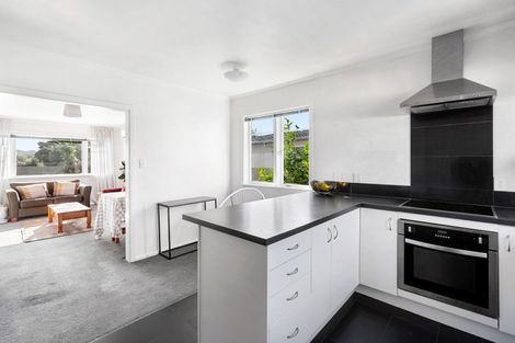 Photo of property in 9a Cornwall Road, Taradale, Napier, 4112