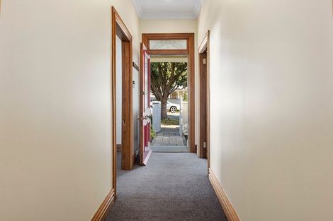 Photo of property in 23 Inglis Street, Seatoun, Wellington, 6022