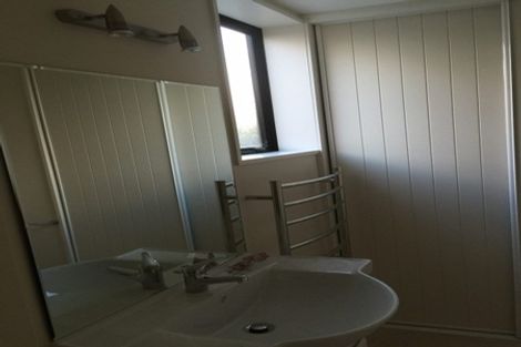 Photo of property in 33 Grove Road, Addington, Christchurch, 8024