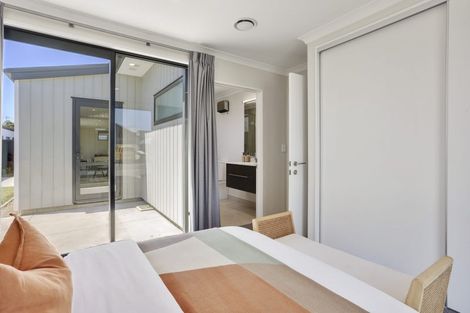 Photo of property in 6 Horoeka Street, Avonhead, Christchurch, 8042