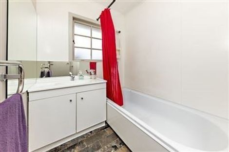 Photo of property in 8 Cargill Street, Papakura, 2110