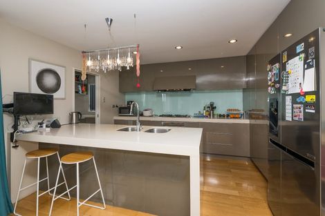 Photo of property in 90 Oakway Drive, Schnapper Rock, Auckland, 0632