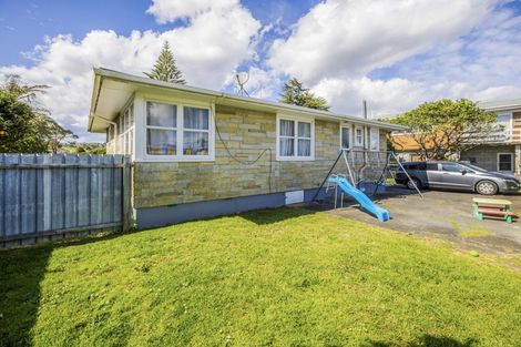 Photo of property in 51 President Avenue, Papakura, 2110