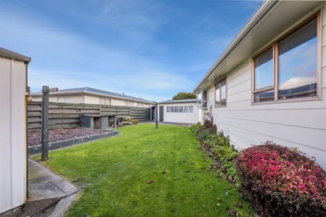 Photo of property in 70 California Drive, Totara Park, Upper Hutt, 5018