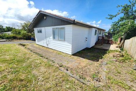Photo of property in 22 Parrs Cross Road, Henderson, Auckland, 0612