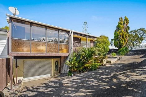 Photo of property in 1/20 Halldene Terrace, Red Beach, 0932