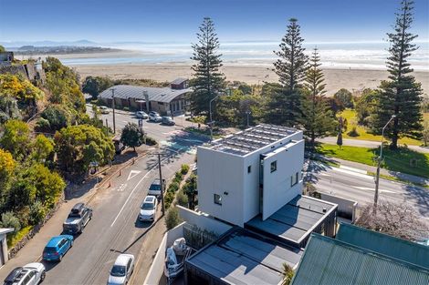 Photo of property in 2 Marriner Street, Sumner, Christchurch, 8081