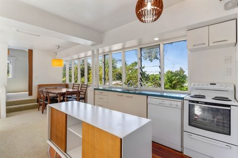 Photo of property in 1/20 Harrybrook Road, Green Bay, Auckland, 0604