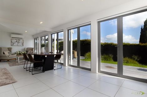 Photo of property in 1 Endymion Place, Half Moon Bay, Auckland, 2012