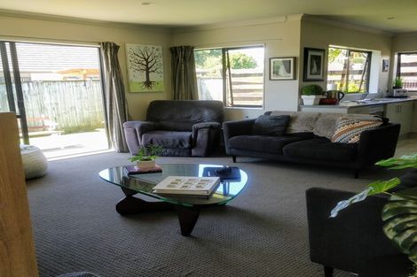 Photo of property in 102a Pah Road, Papatoetoe, Auckland, 2025