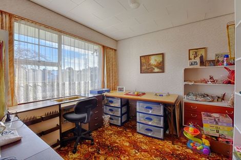 Photo of property in 1 Frank Street, Gore, 9710