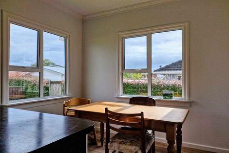 Photo of property in 7 Tarahua Road, Vogeltown, New Plymouth, 4310