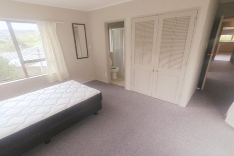 Photo of property in 40 Halswater Drive, Churton Park, Wellington, 6037