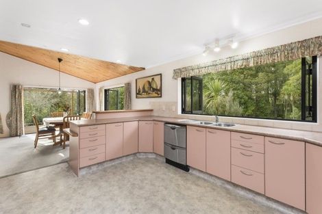 Photo of property in 402 Papakura-clevedon Road, Clevedon, Papakura, 2582