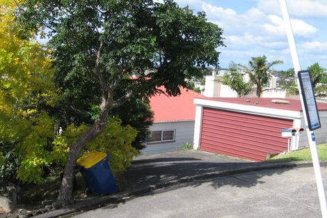 Photo of property in 127 Sunset Road, Totara Vale, Auckland, 0632