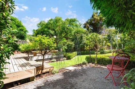 Photo of property in 19 Paremata Crescent, Paremata, Porirua, 5024