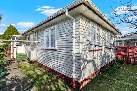 Photo of property in 14a Wall Street, Nawton, Hamilton, 3200