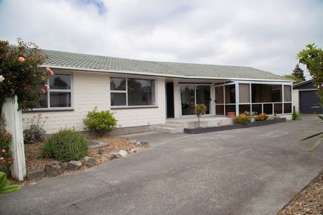 Photo of property in 32 Erica Street, Papanui, Christchurch, 8053