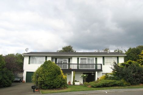 Photo of property in 18 Tapestry Grove, Silverstream, Upper Hutt, 5019