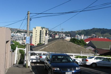 Photo of property in 3a Duke Street, Mount Victoria, Wellington, 6011