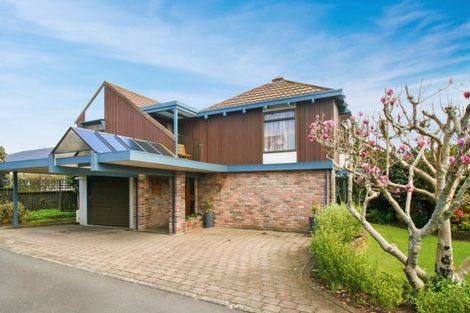 Photo of property in 15f Glen Almond Street, New Plymouth, 4310