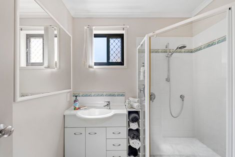 Photo of property in 6c Voyager Drive, Gulf Harbour, Whangaparaoa, 0930