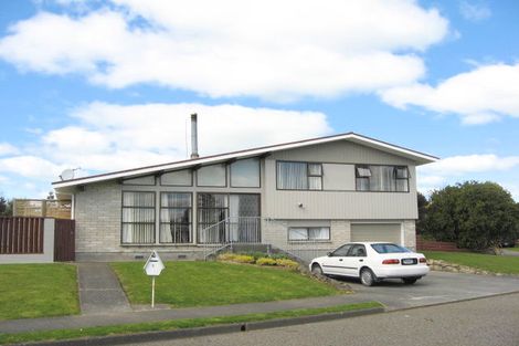 Photo of property in 1 Meads Place, Bulls, 4818