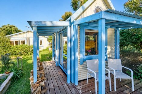 Photo of property in 43 Haunui Road, Pukerua Bay, 5026