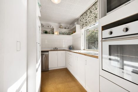 Photo of property in Jellicoe Towers, 191 The Terrace, Wellington Central, Wellington, 6011