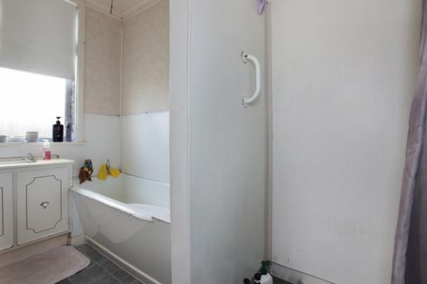 Photo of property in 107 Bridge Street, Bulls, 4818