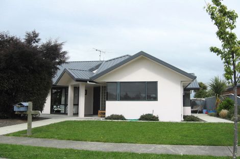 Photo of property in 8 Masefield Street, Stoke, Nelson, 7011