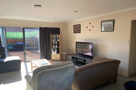 Photo of property in 144 Settlement Road, Papakura, 2110
