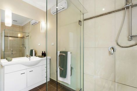 Photo of property in 107 Arataki Road, Havelock North, 4130