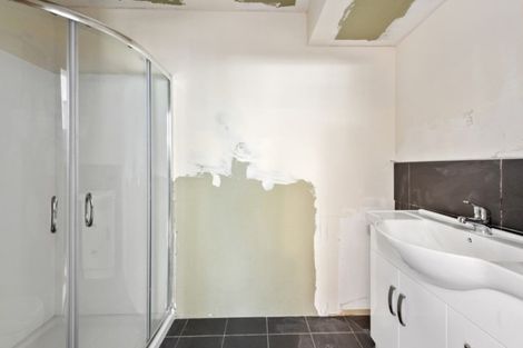 Photo of property in 12 Indiana Grove, Totara Park, Upper Hutt, 5018