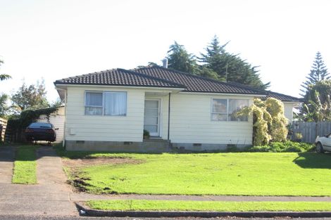 Photo of property in 17 Swallow Drive, Manurewa, Auckland, 2102