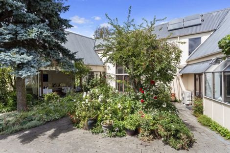 Photo of property in 114 Merivale Lane, Merivale, Christchurch, 8014