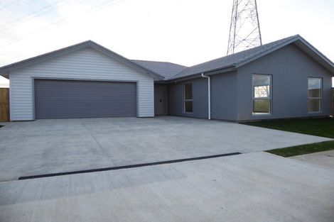 Photo of property in 49 Atlantic Drive, Fitzherbert, Palmerston North, 4410
