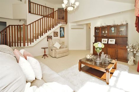 Photo of property in 16 Tironui Terrace, Western Heights, Hamilton, 3200