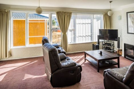 Photo of property in 4 Bell Street, Tawa, Wellington, 5028