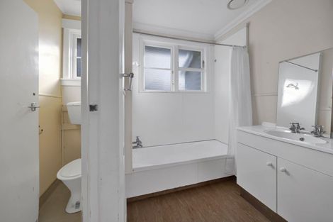 Photo of property in 27 Strange Street, Waitara, 4320