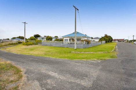 Photo of property in 11 Suffolk Street, Patea, 4520