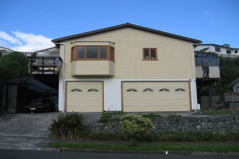 Photo of property in 5 Tarras Grove, Kelson, Lower Hutt, 5010