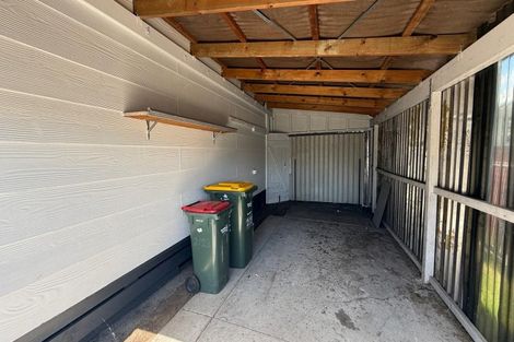 Photo of property in 2/23 Station Road, Takanini, 2112