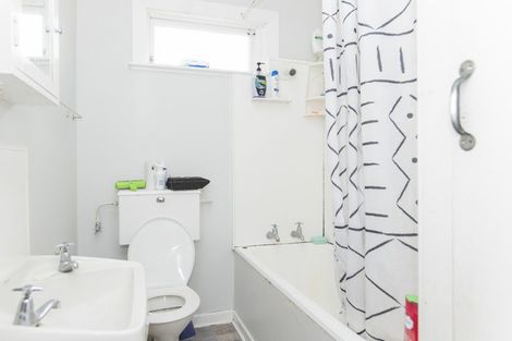 Photo of property in 299 Kahutia Street, Gisborne, 4010