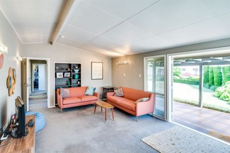 Photo of property in 50 Meeanee Road, Taradale, Napier, 4112