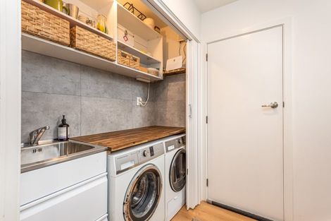 Photo of property in 2/56 Saint James Avenue, Papanui, Christchurch, 8053